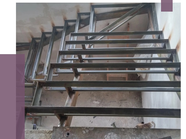 Демонтаж лестниц в Волжском от 4255 руб. 