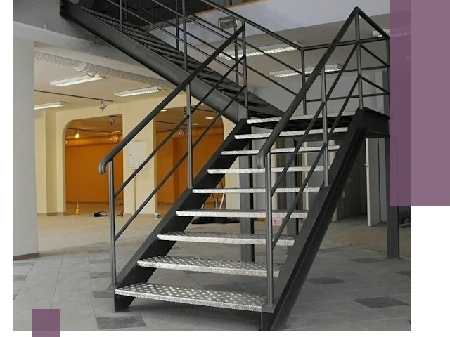 Лестницы для офиса в Волжском: изготовление, монтаж, демонтаж