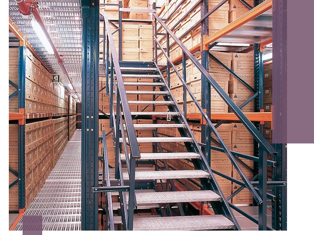 Лестницы складские прочные и безопасные под ключ в Волжском