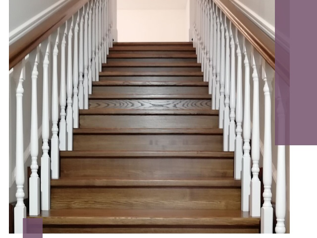 Лестницы из ясеня на заказ в Волжском — изготовление и монтаж