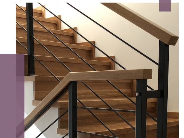 Обшивка металлической лестницы деревом в Волжском от 4305 руб.