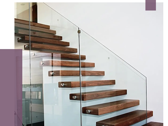 Стеклянные перила для лестницы в Волжском от 14689 руб.