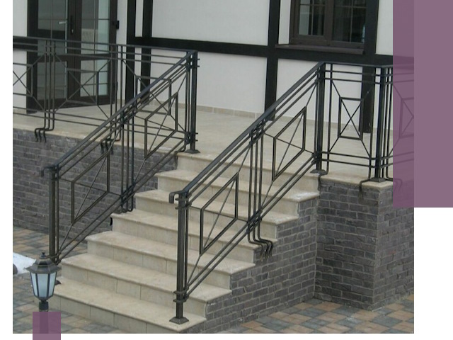 Перила для крыльца в Волжском — монтаж, изготовление и установка