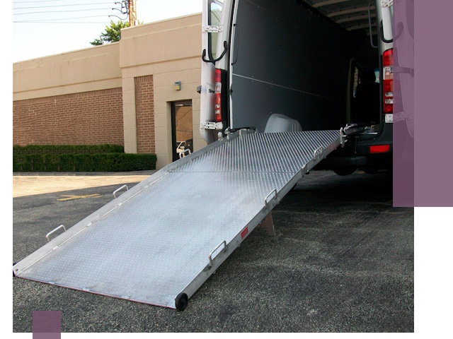 Мобильные пандусы в Волжском — производство, монтаж и аренда