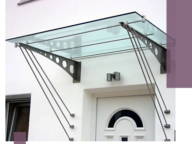Козырьки над входом под ключ в Волжском — изготовление и монтаж