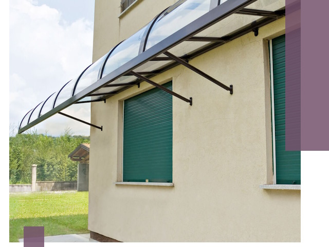 Козырьки над окнами в Волжском — изготовление и монтаж по выгоде