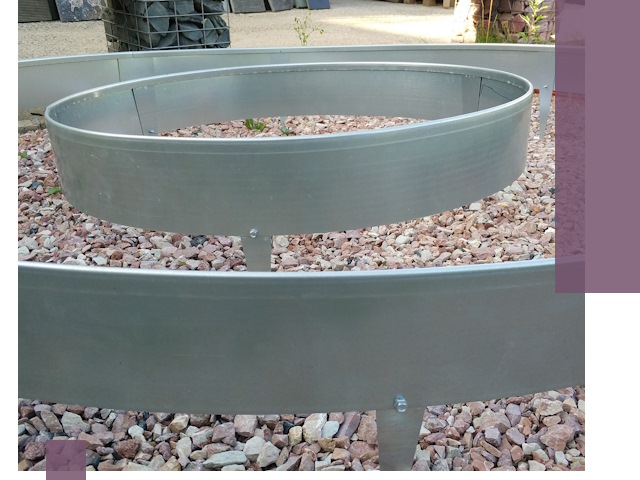 Нержавеющие бордюры под ключ в Волжском — изготовление и монтаж