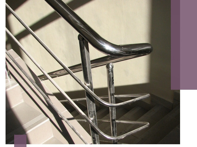 Поручни из нержавеющей стали под ключ в Волжском